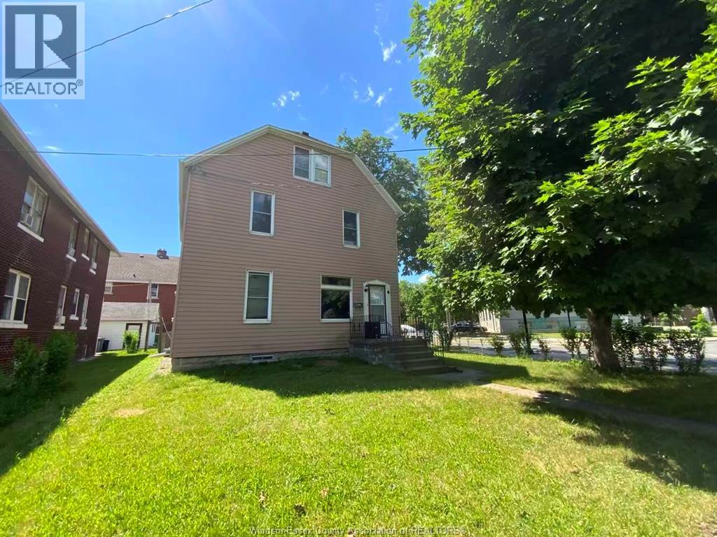 2995 UNIVERSITY AVE W - 5