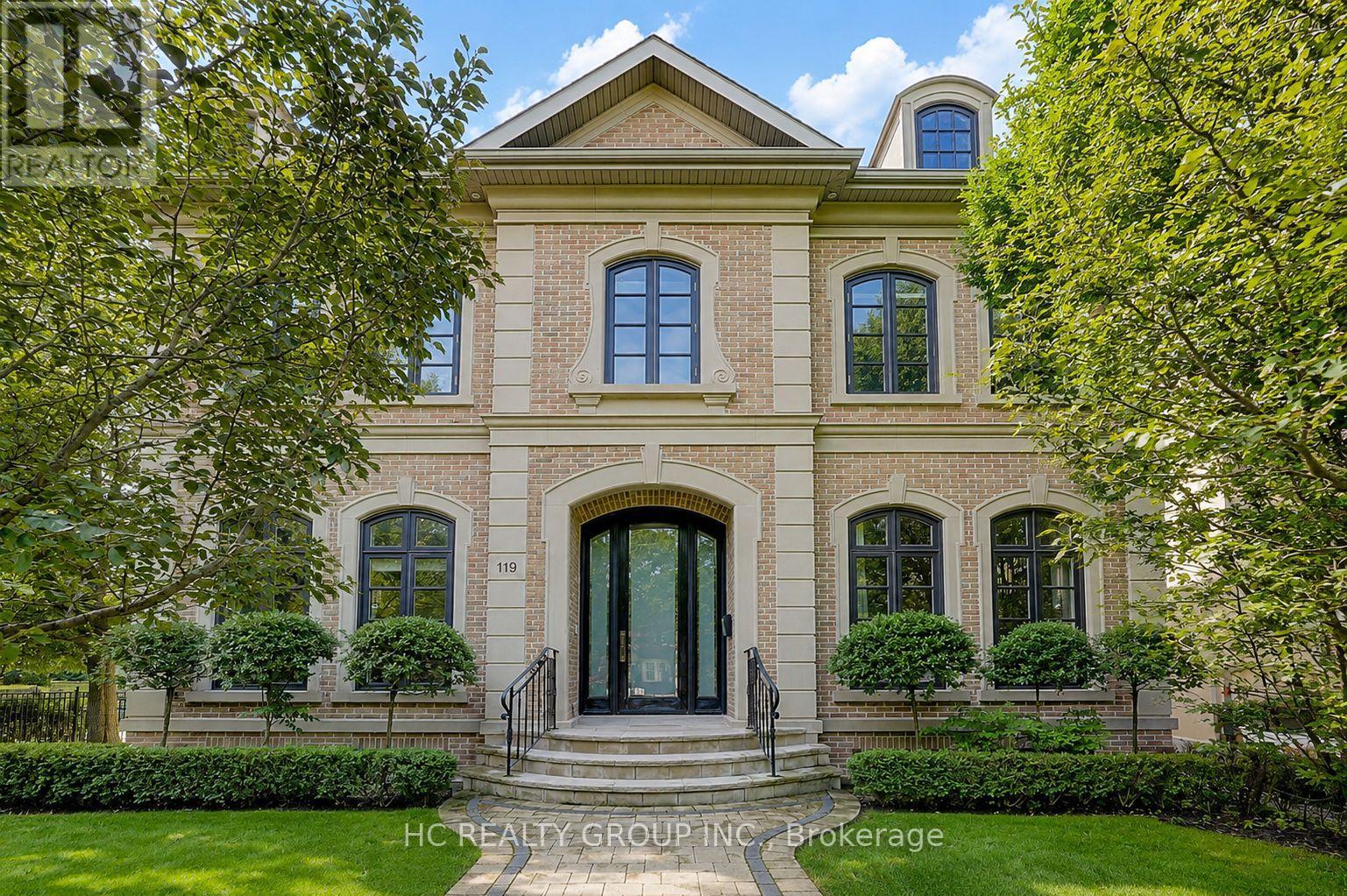 Listing photo of 119 STRATHALLAN BOULEVARD