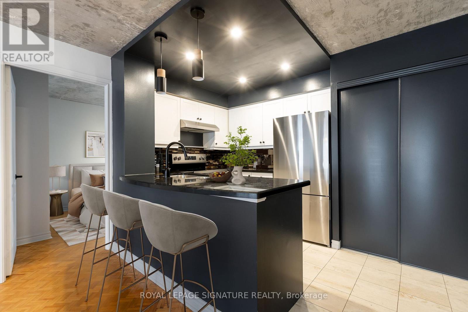 #606 30 HAYDEN STREET - 6