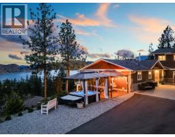 Primary Bedroom - 4618 Ponderosa Drive, Peachland, BC V0H1X5 Photo 13