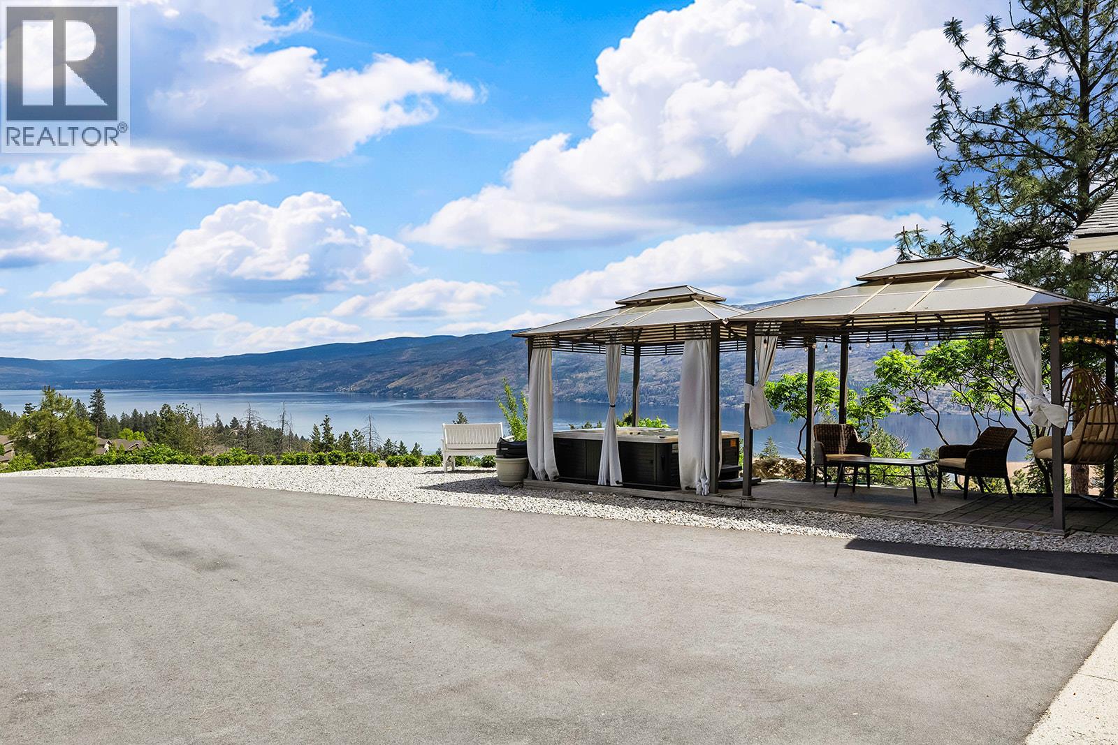 4618 Ponderosa Drive, Peachland