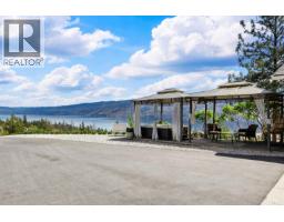 Family room - 4618 Ponderosa Drive, Peachland, BC V0H1X5 Photo 9