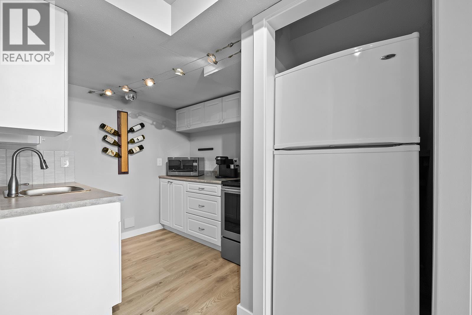 4618 Ponderosa Drive, Peachland