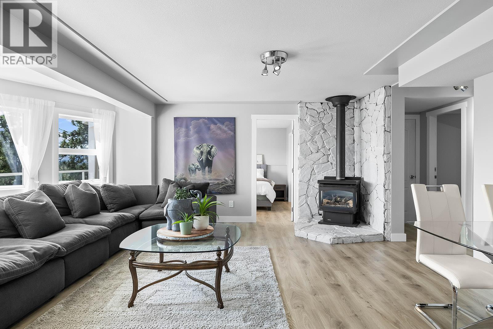 4618 Ponderosa Drive, Peachland