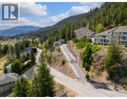 6pc Bathroom - 4618 Ponderosa Drive, Peachland, BC V0H1X5 Photo 7