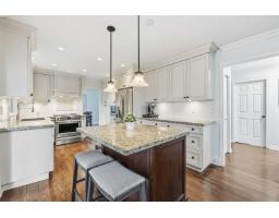15751 98a Avenue, Surrey, BC V4N2V7 Photo 6
