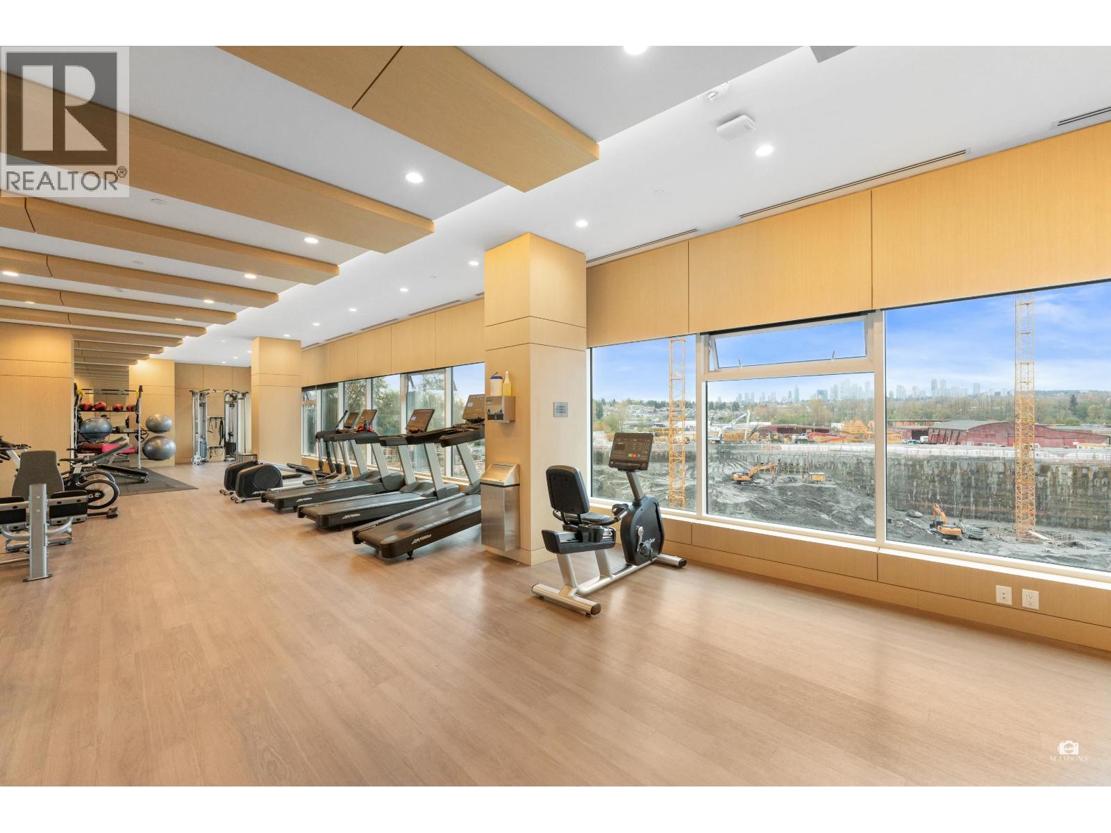 1403 4880 LOUGHEED HIGHWAY, Burnaby