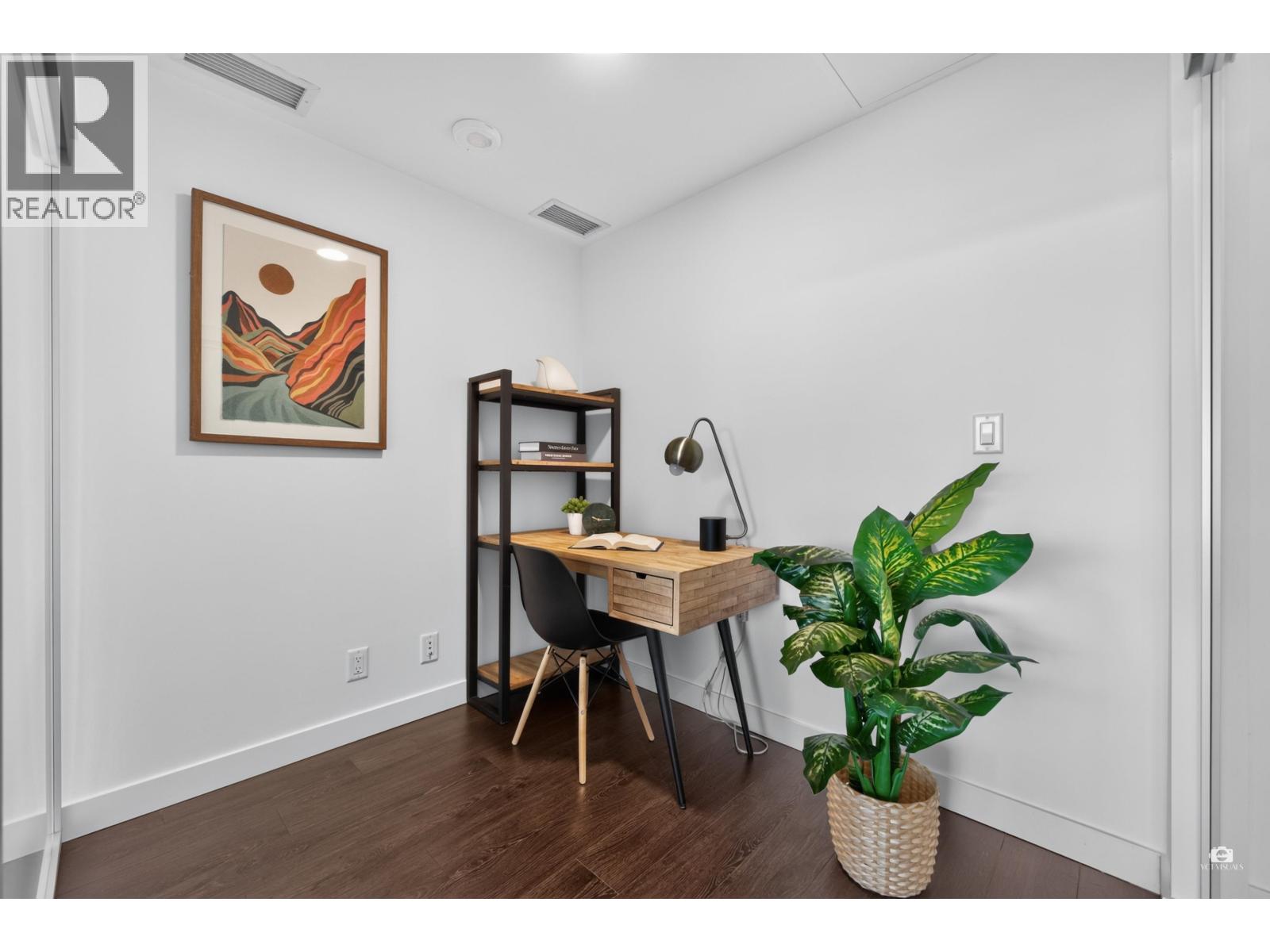 1403 4880 LOUGHEED HIGHWAY, Burnaby