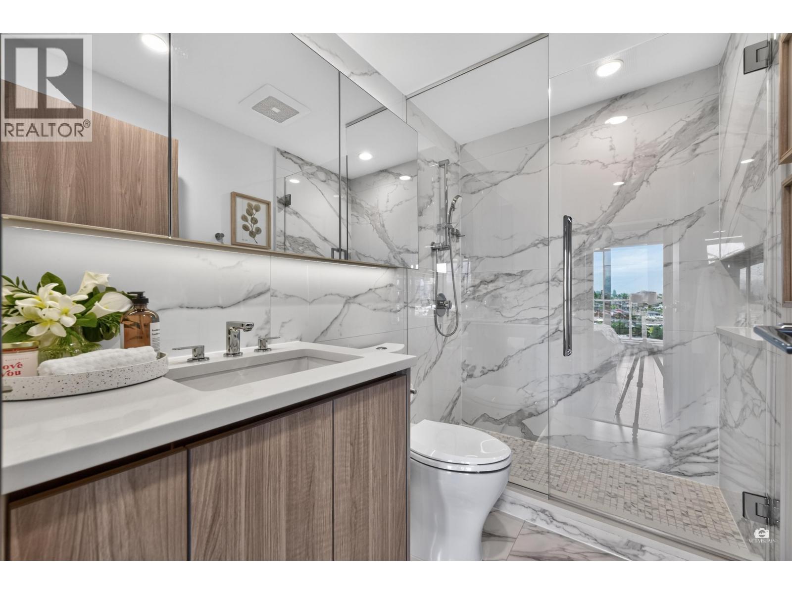1403 4880 LOUGHEED HIGHWAY, Burnaby