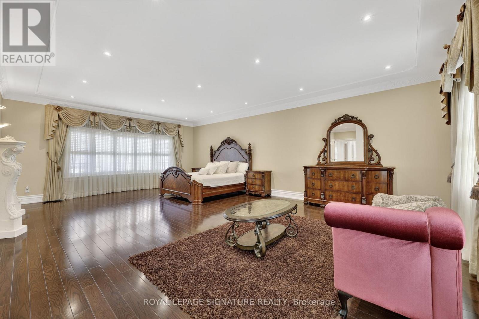 26 ALAI CIRCLE - 26
