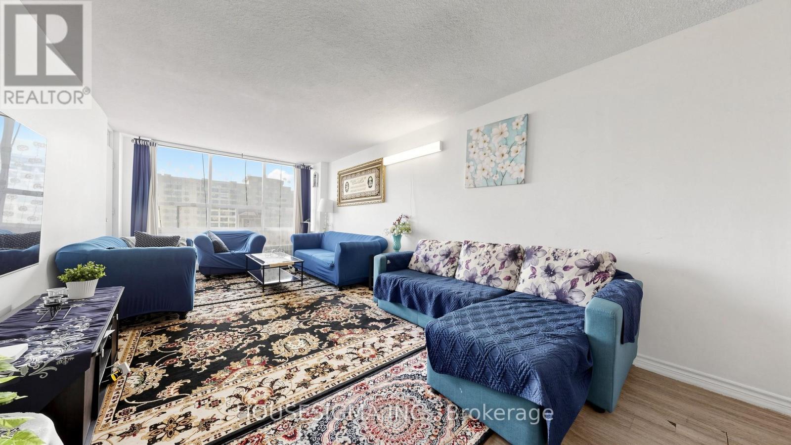 #1811 340 DIXON ROAD - 6