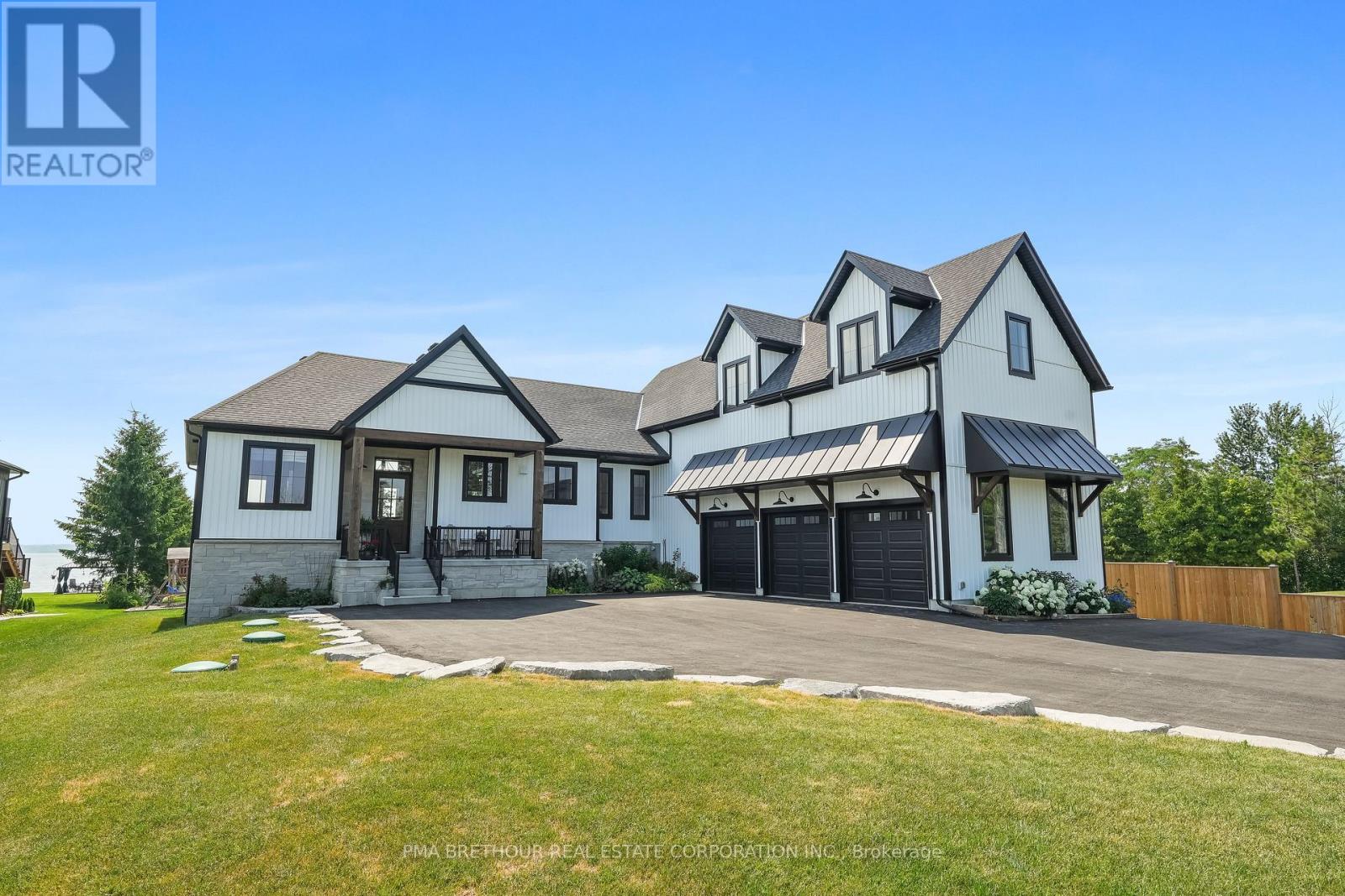 48 PLEASANT VIEW CRESCENT - 1