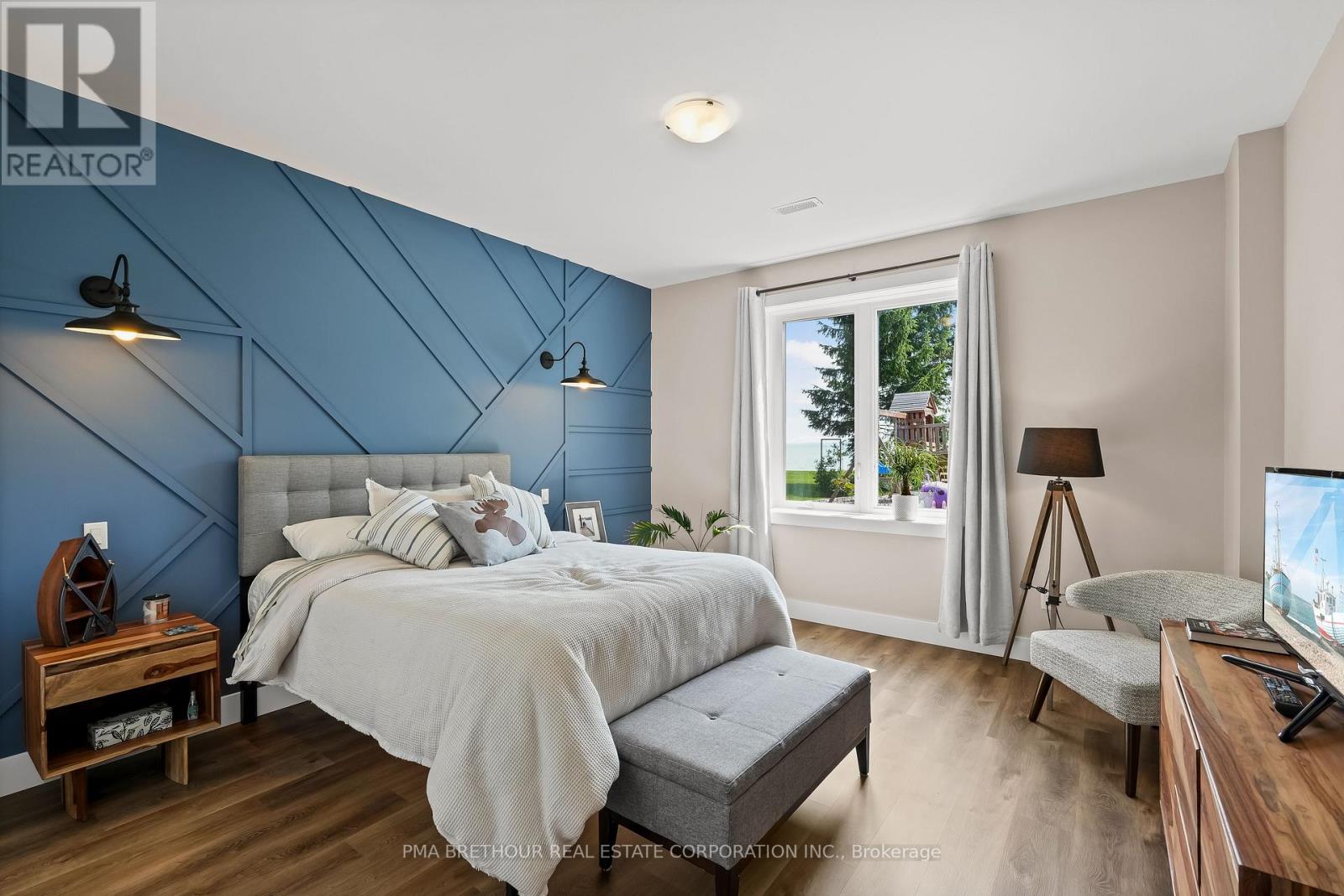 48 PLEASANT VIEW CRESCENT - 21