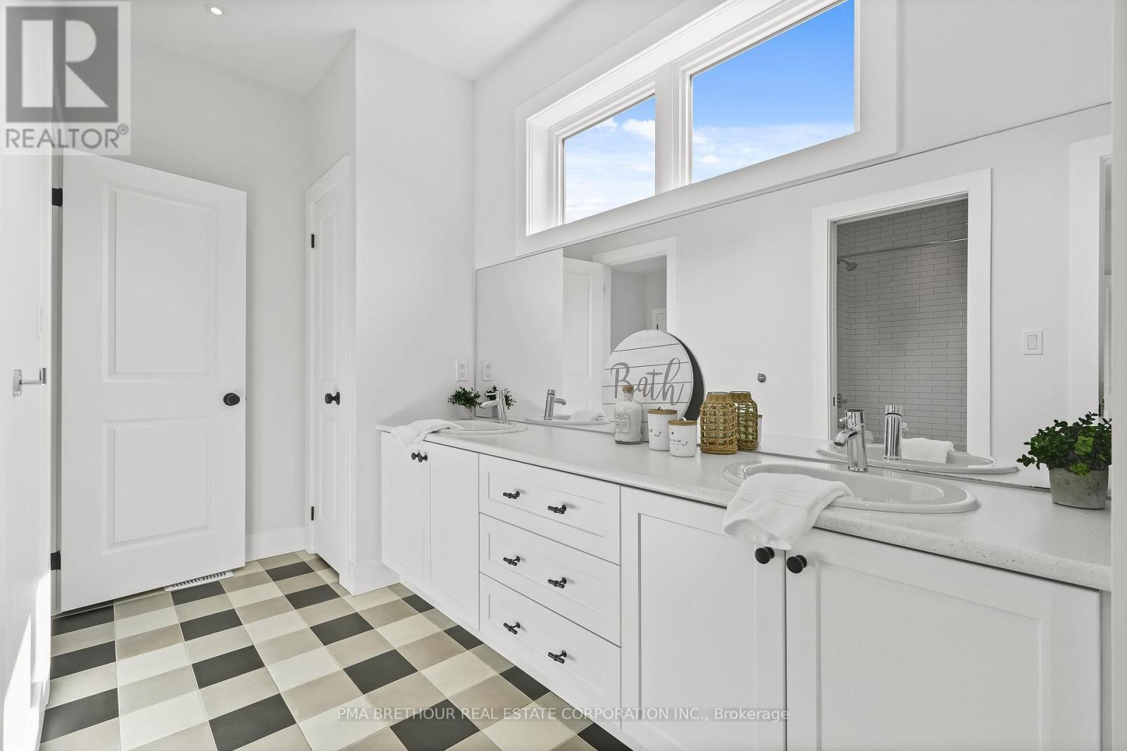 48 PLEASANT VIEW CRESCENT - 9