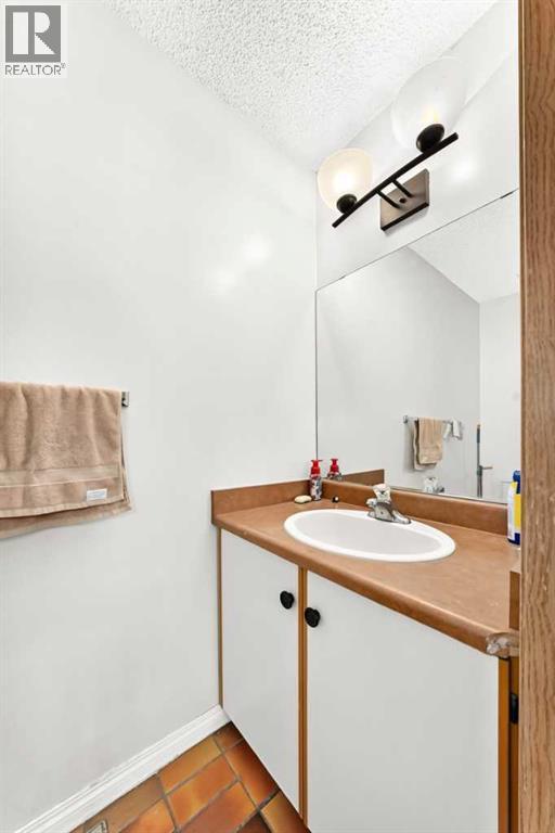 Powder room-main floor