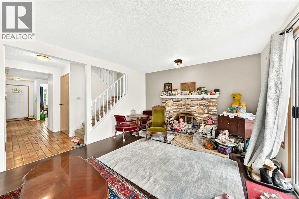 454 20 Avenue NW — photo 16