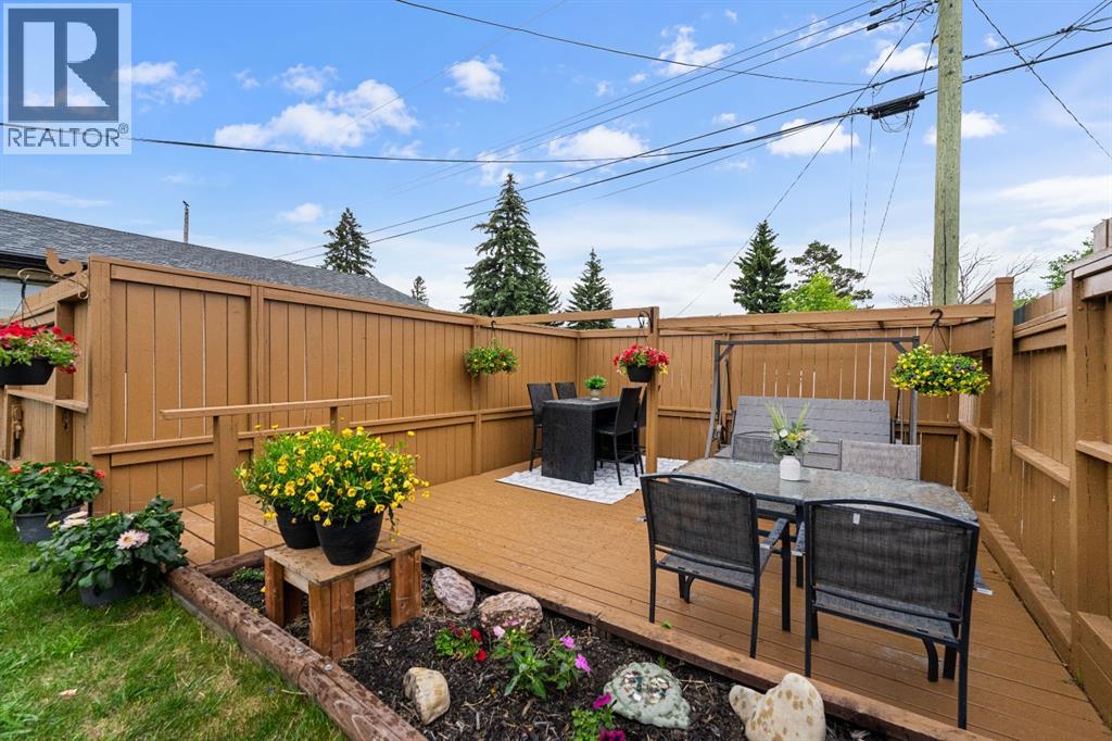 4911 Marcombe Road NE — photo 38
