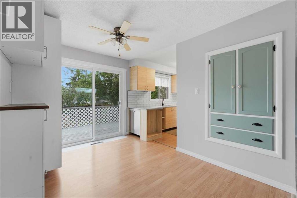 4408 8 Avenue SW — photo 10
