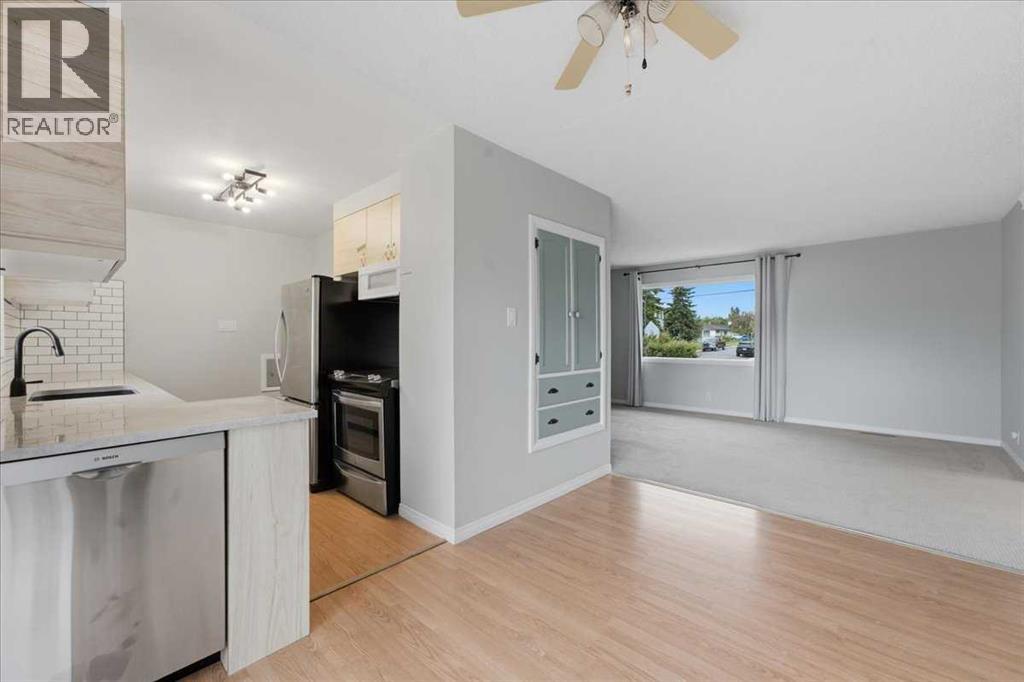 4408 8 Avenue SW — photo 12
