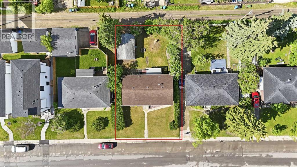 4408 8 Avenue SW — photo 42