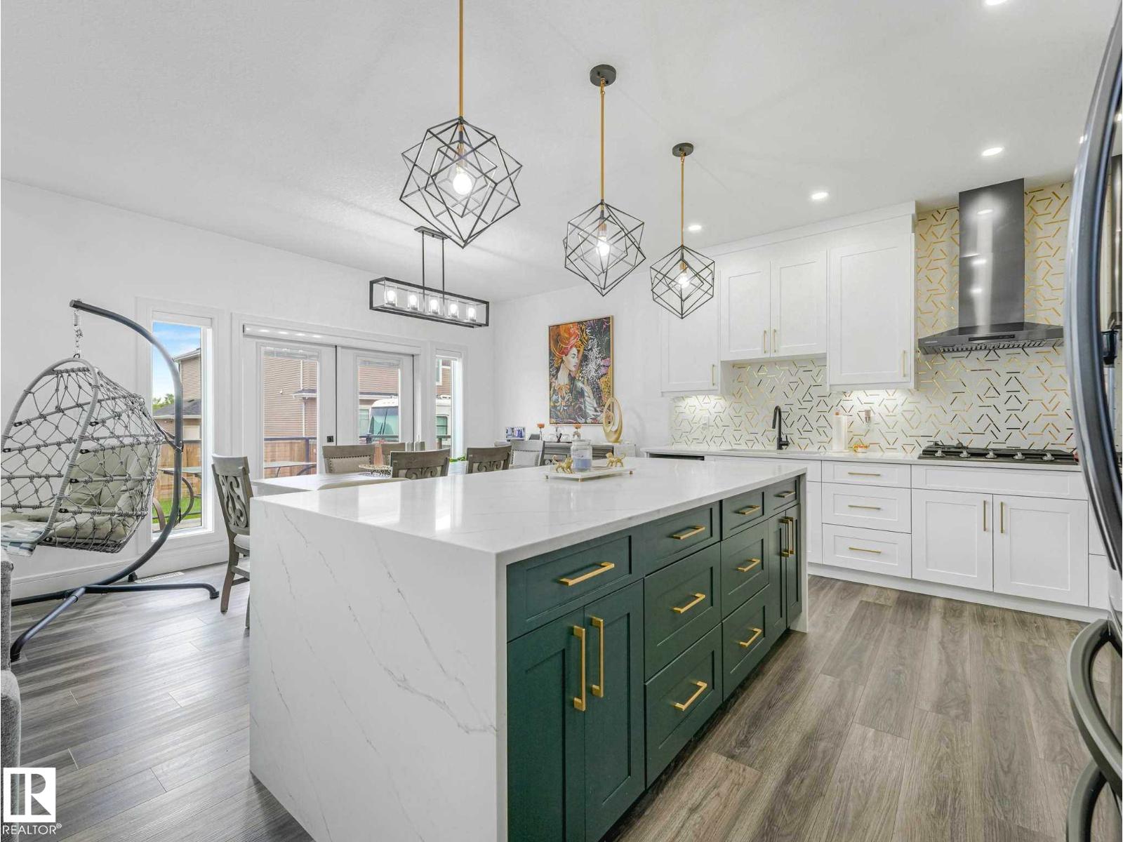6607 53 AV — photo 24