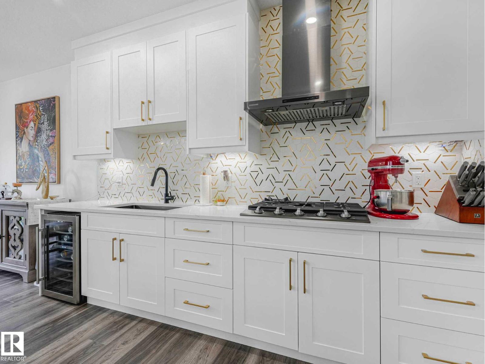 6607 53 AV — photo 28