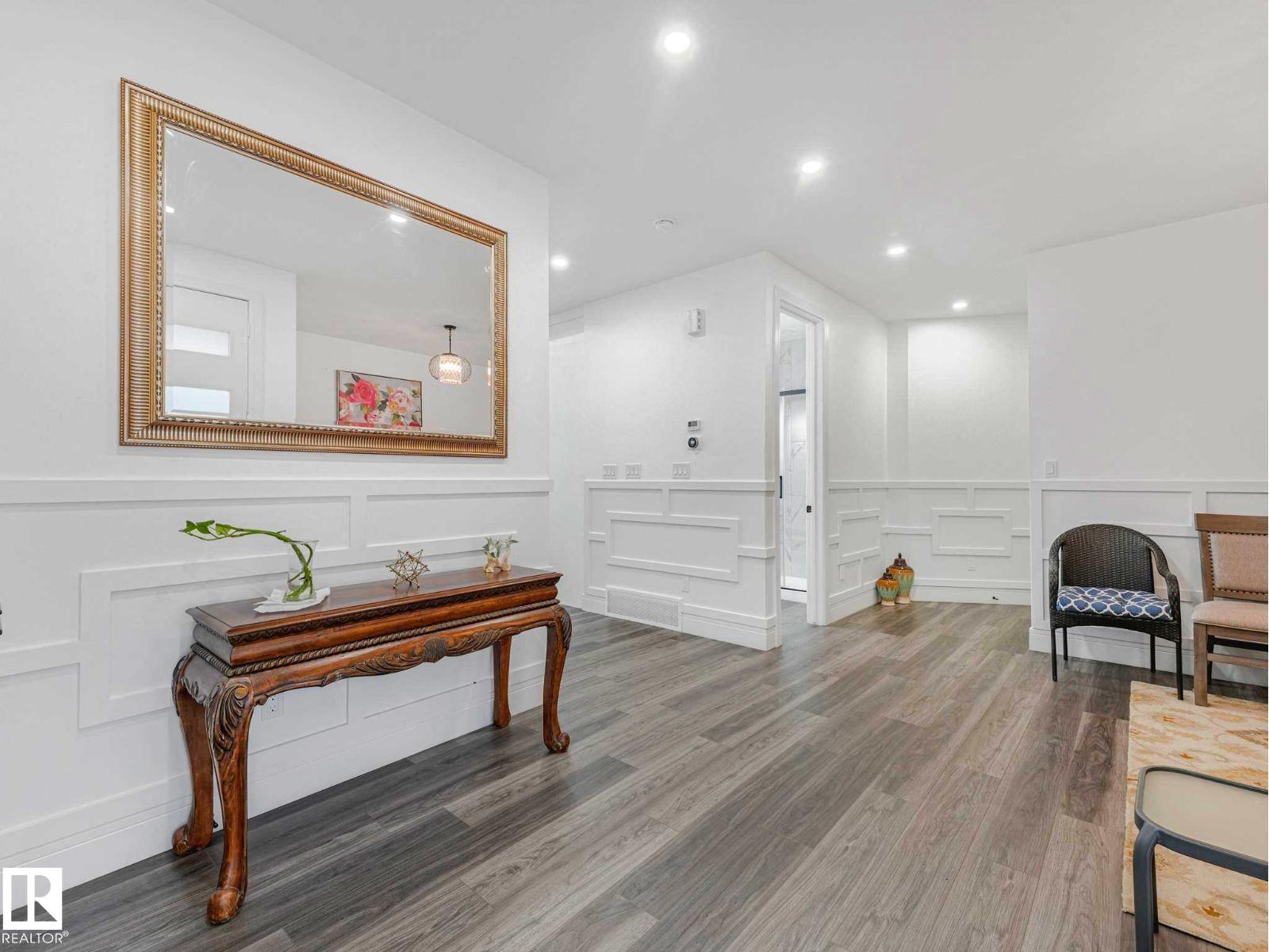 6607 53 AV — photo 9
