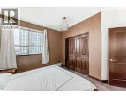 915, 1053 10 Street SW - photo 23