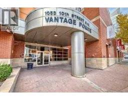 915, 1053 10 Street SW - photo 48
