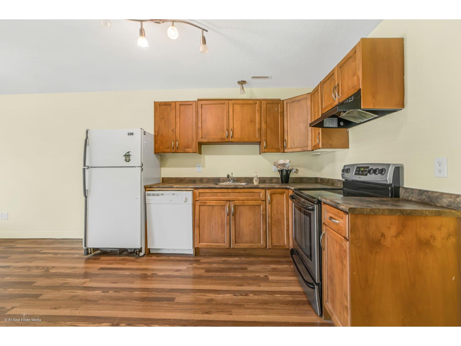 9487 COOTE STREET, Chilliwack Proper East, Chilliwack