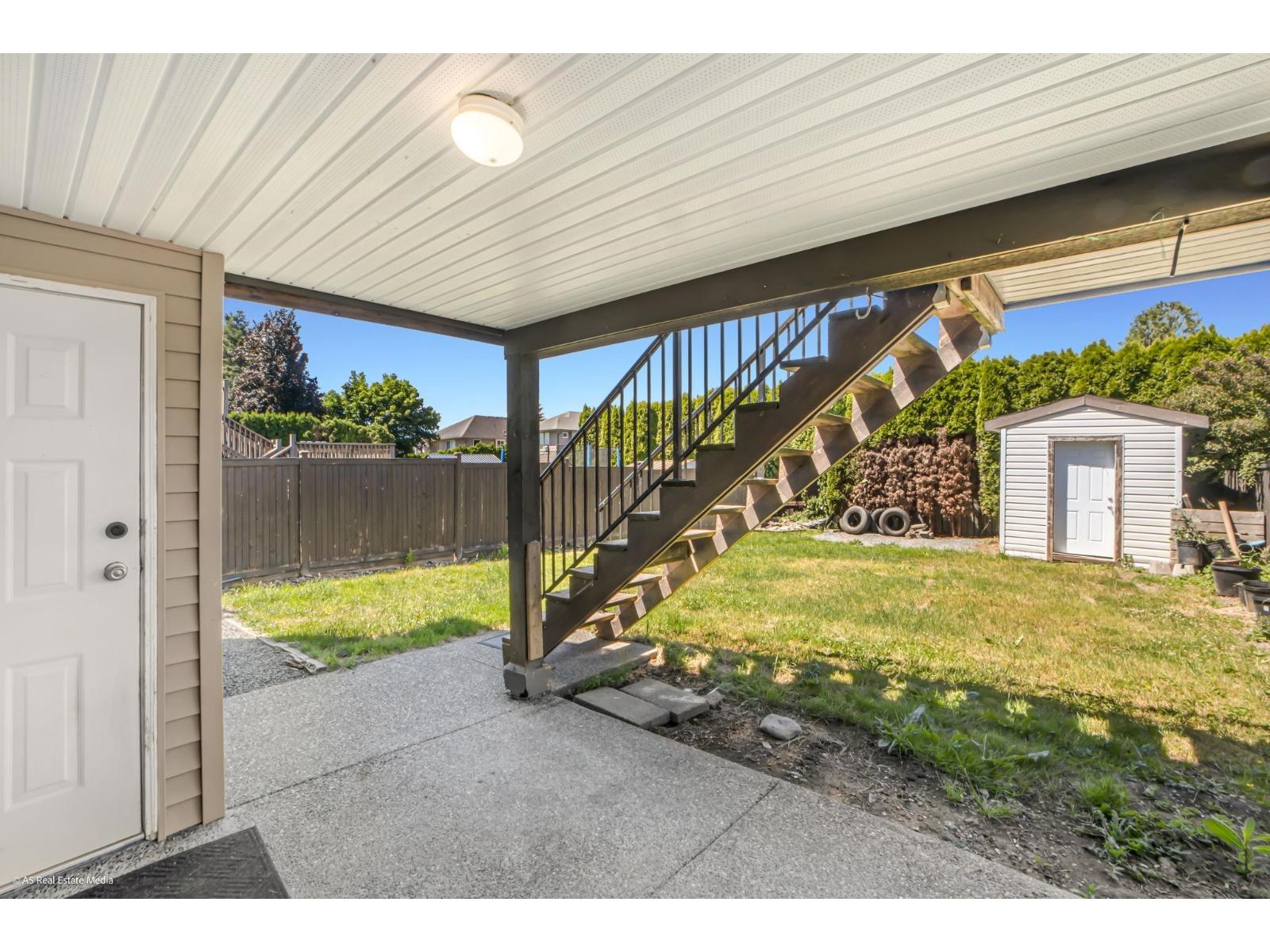 9487 COOTE STREET, Chilliwack Proper East, Chilliwack