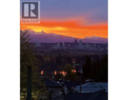 4920 Sardis Crescent, Burnaby, BC V5H3K3 Photo 31