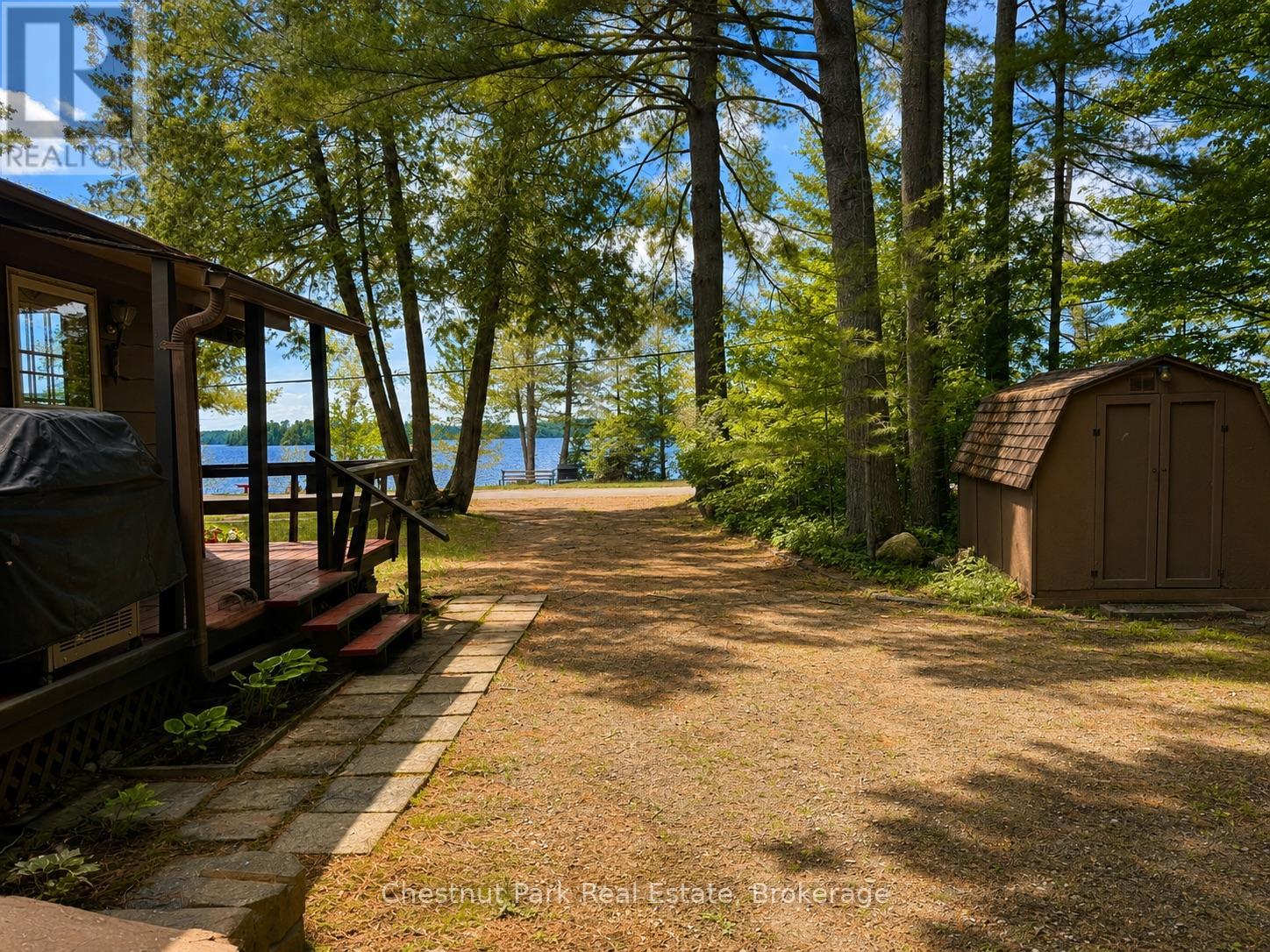 1087 GLENMOUNT ROAD - 37