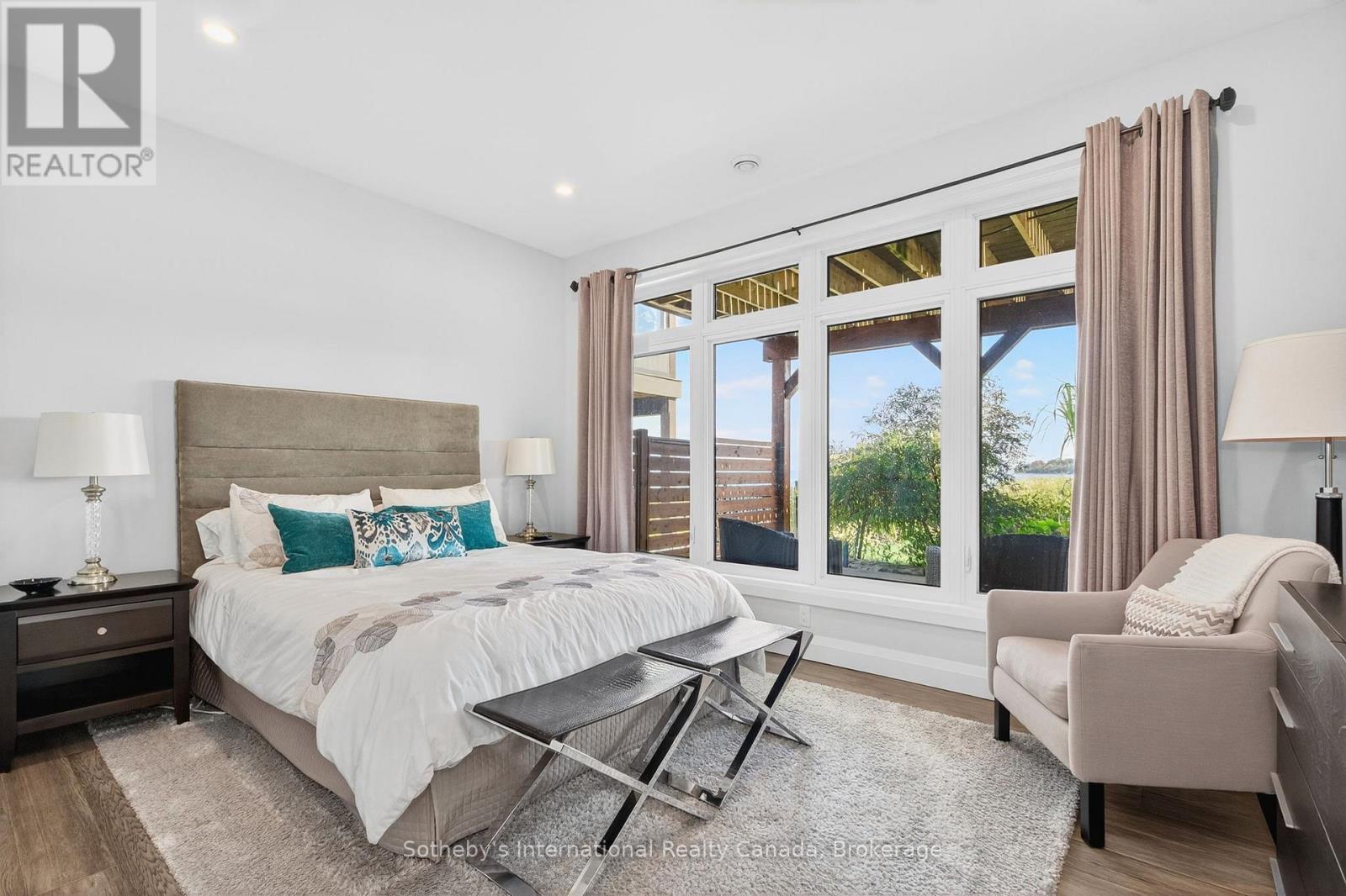 625 ABERDEEN BOULEVARD - 33