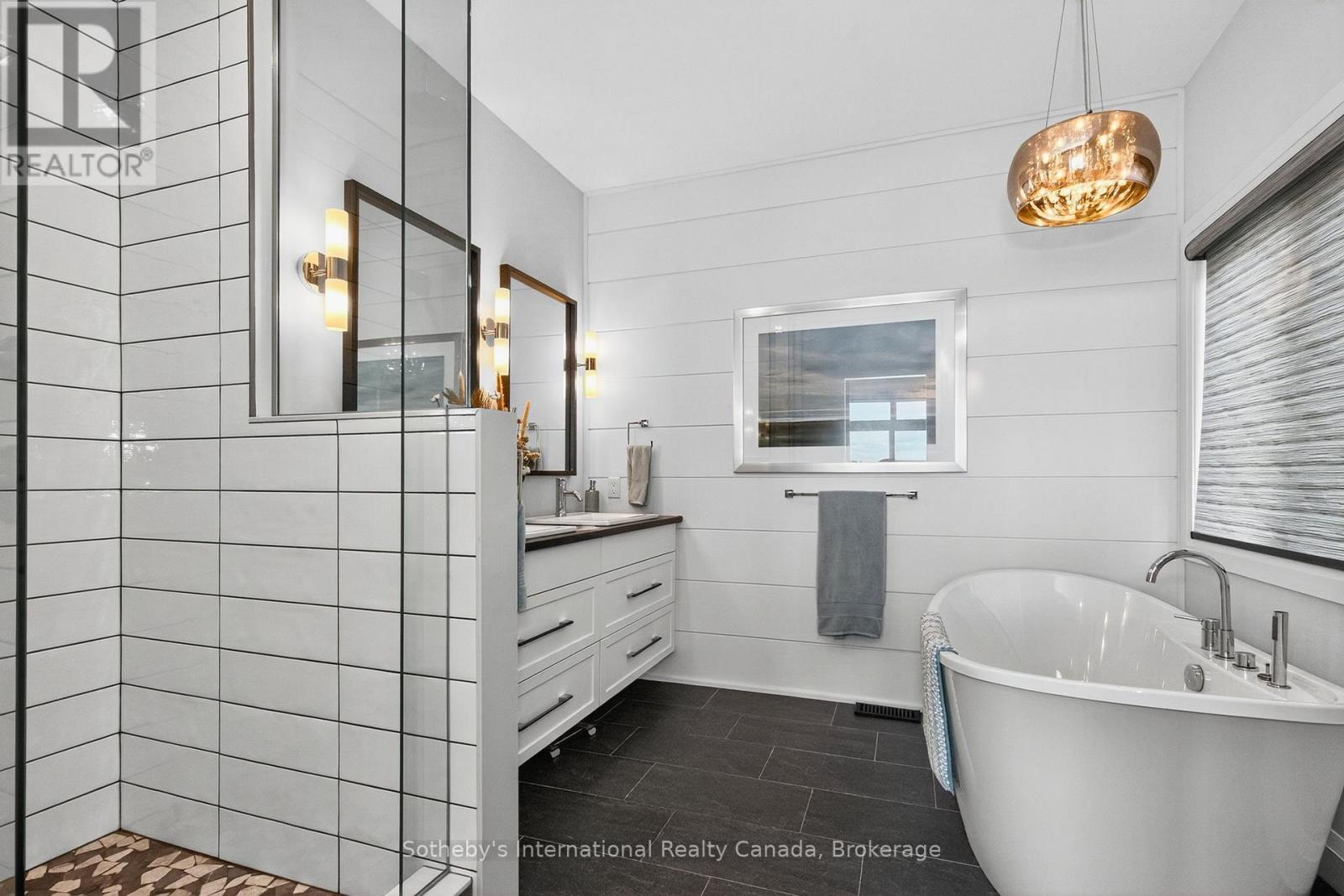 625 ABERDEEN BOULEVARD - 21