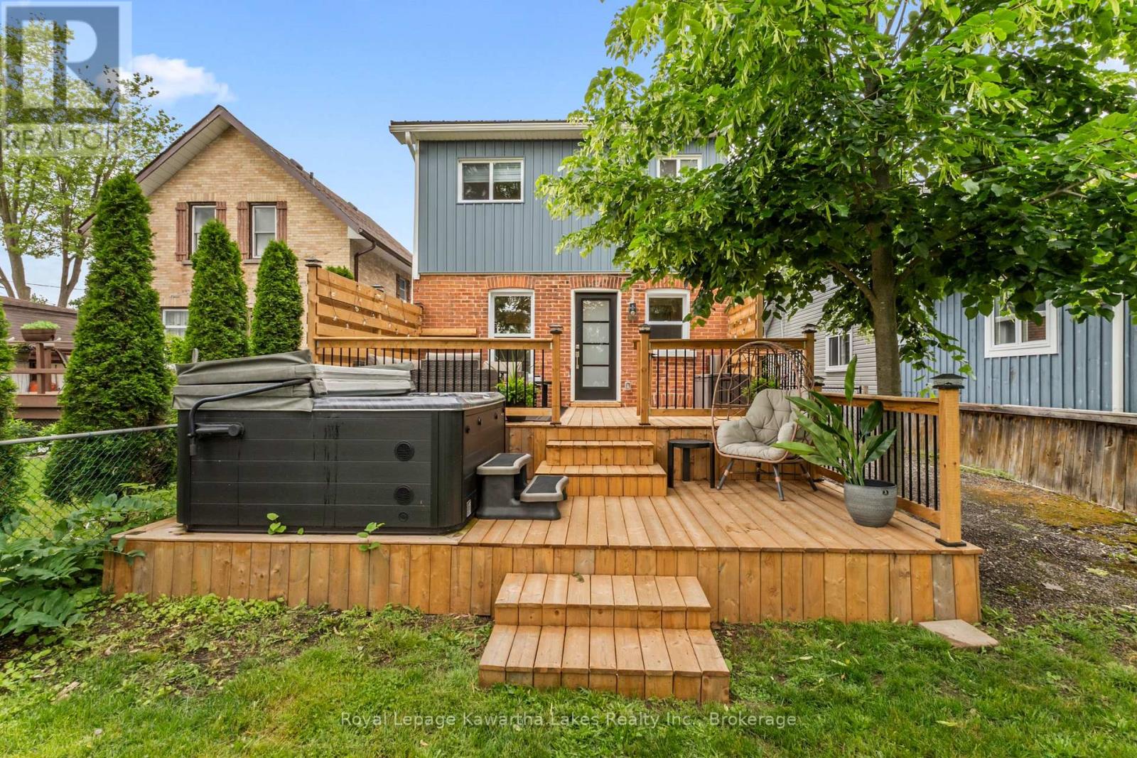 32 SIMCOE STREET - 29