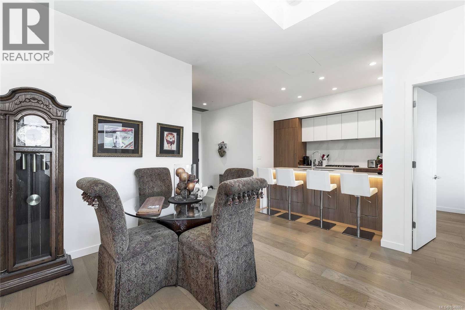 #1506 2000 Hannington Rd - 8