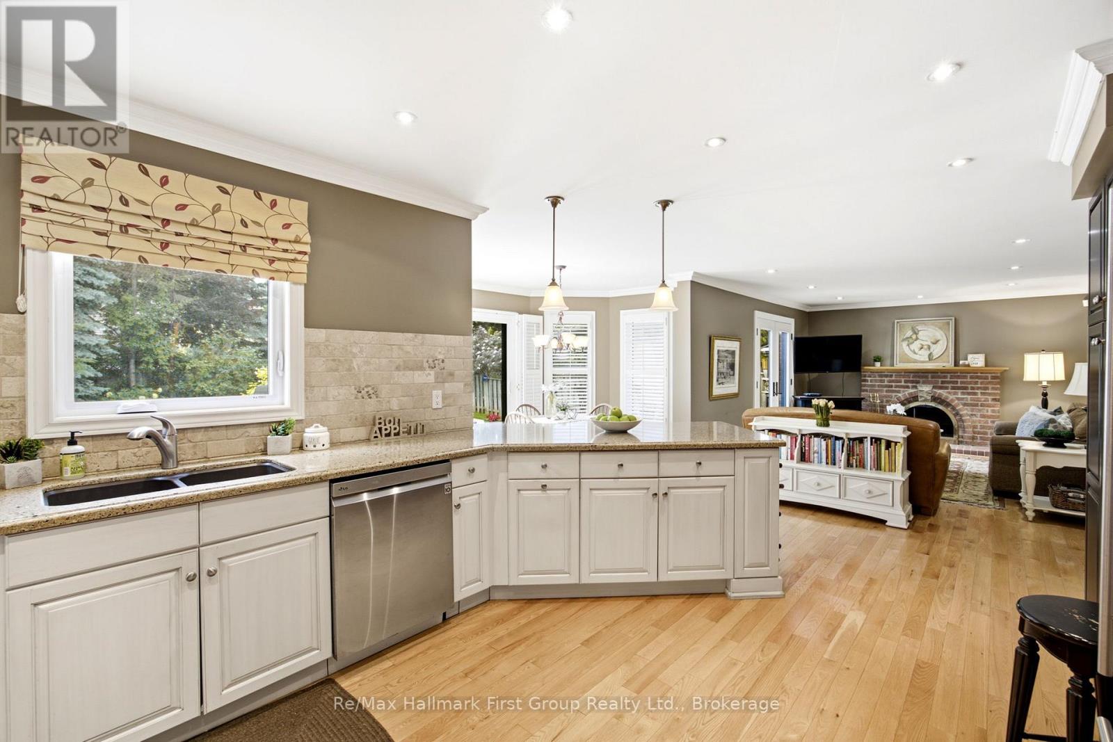 49 ROTHEAN DRIVE - 20