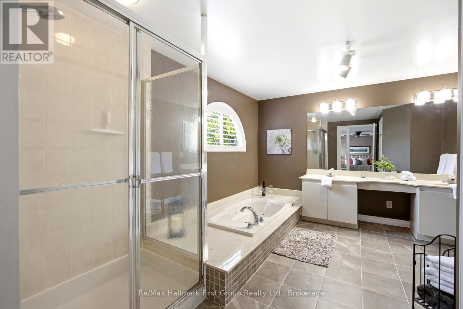 49 ROTHEAN DRIVE - 33