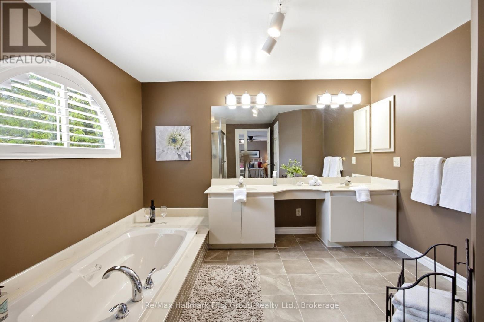 49 ROTHEAN DRIVE - 34