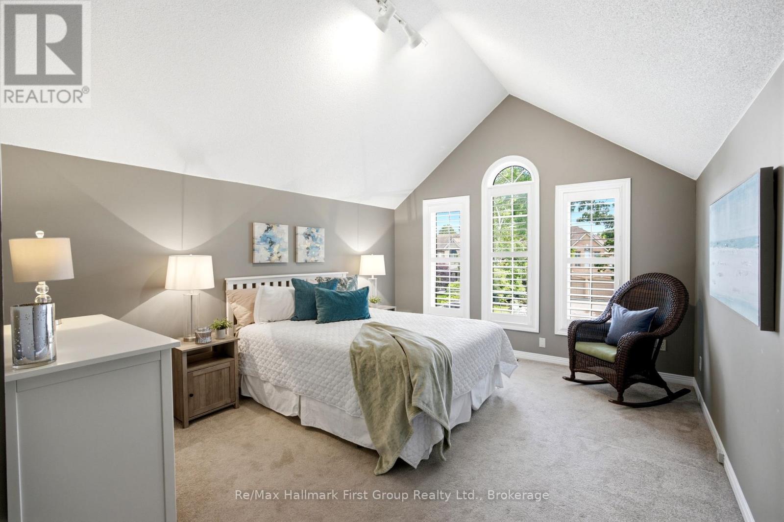 49 ROTHEAN DRIVE - 35