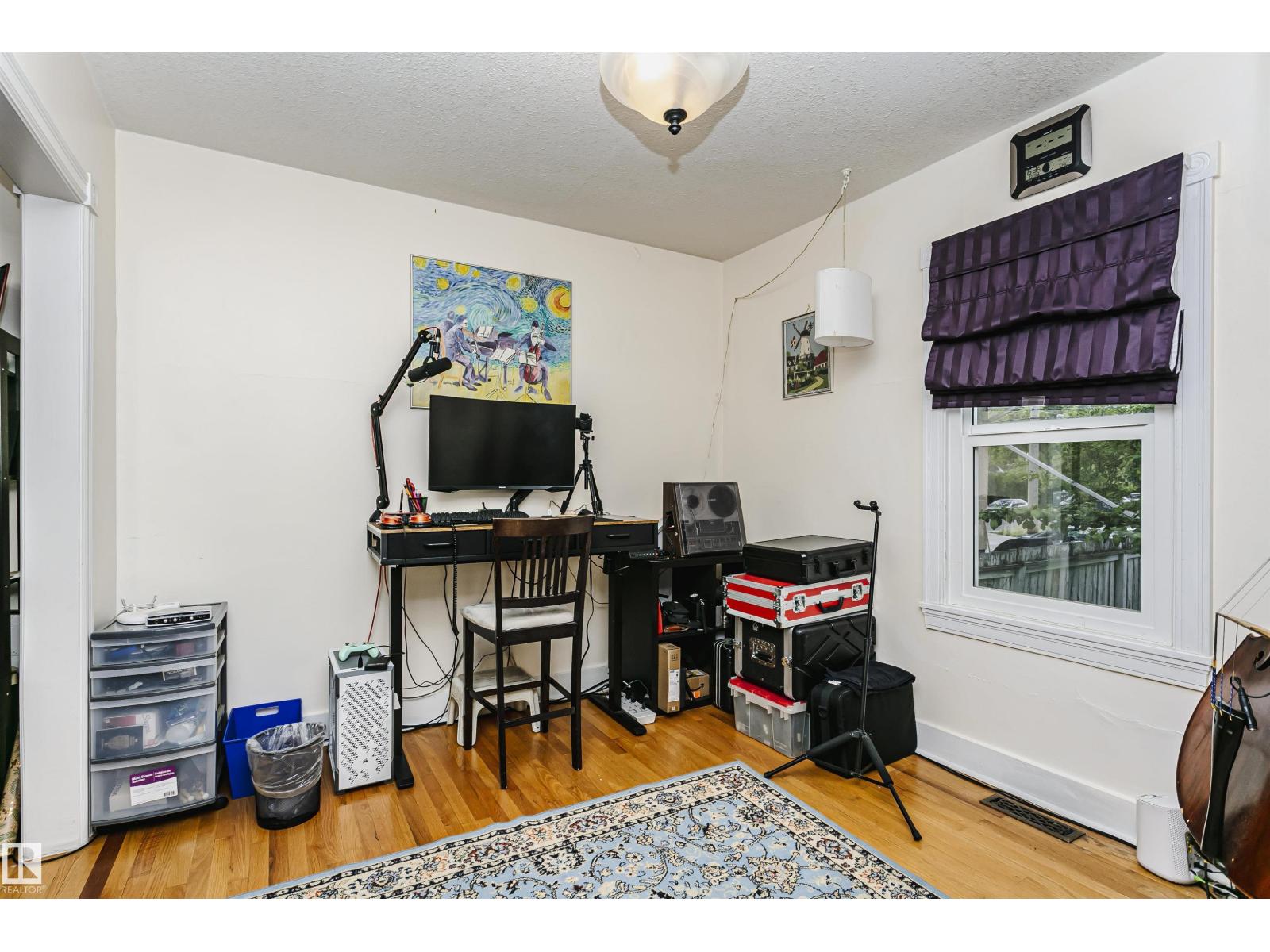 11105 81 AV NW — photo 10