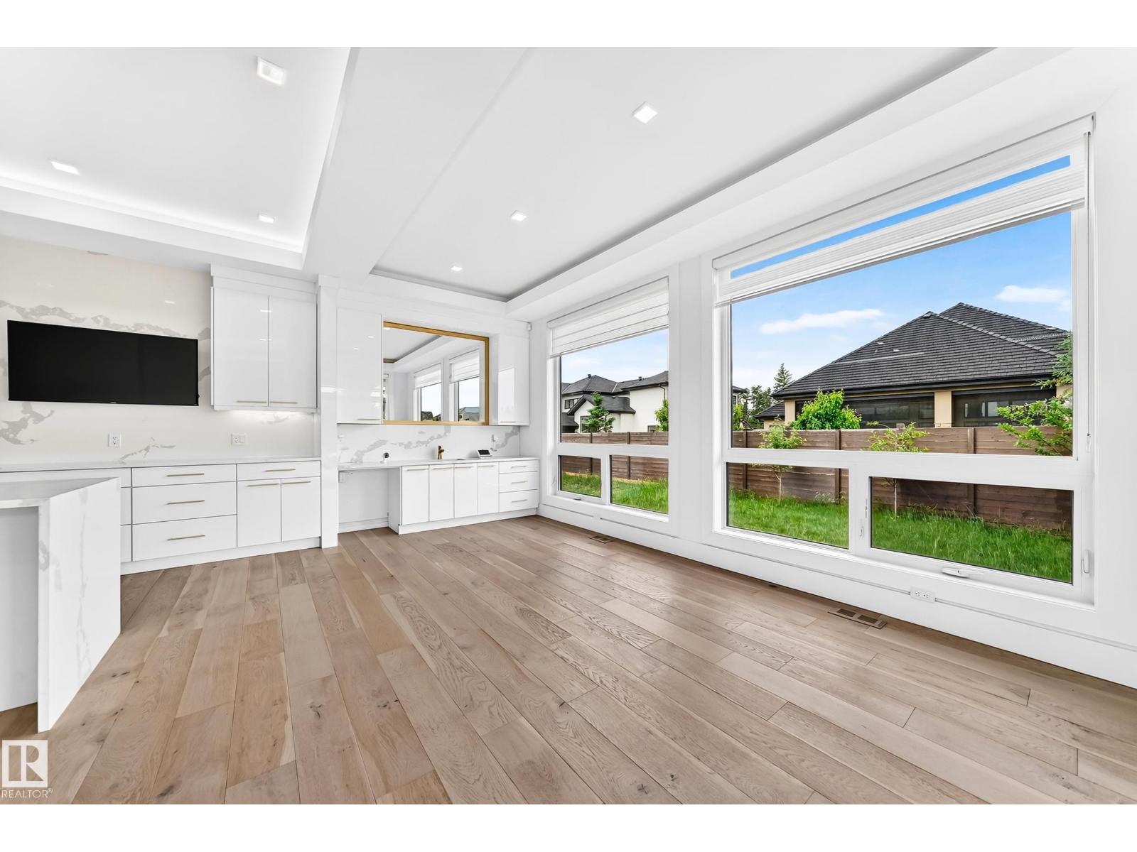 2747 WHEATON DR NW — photo 10