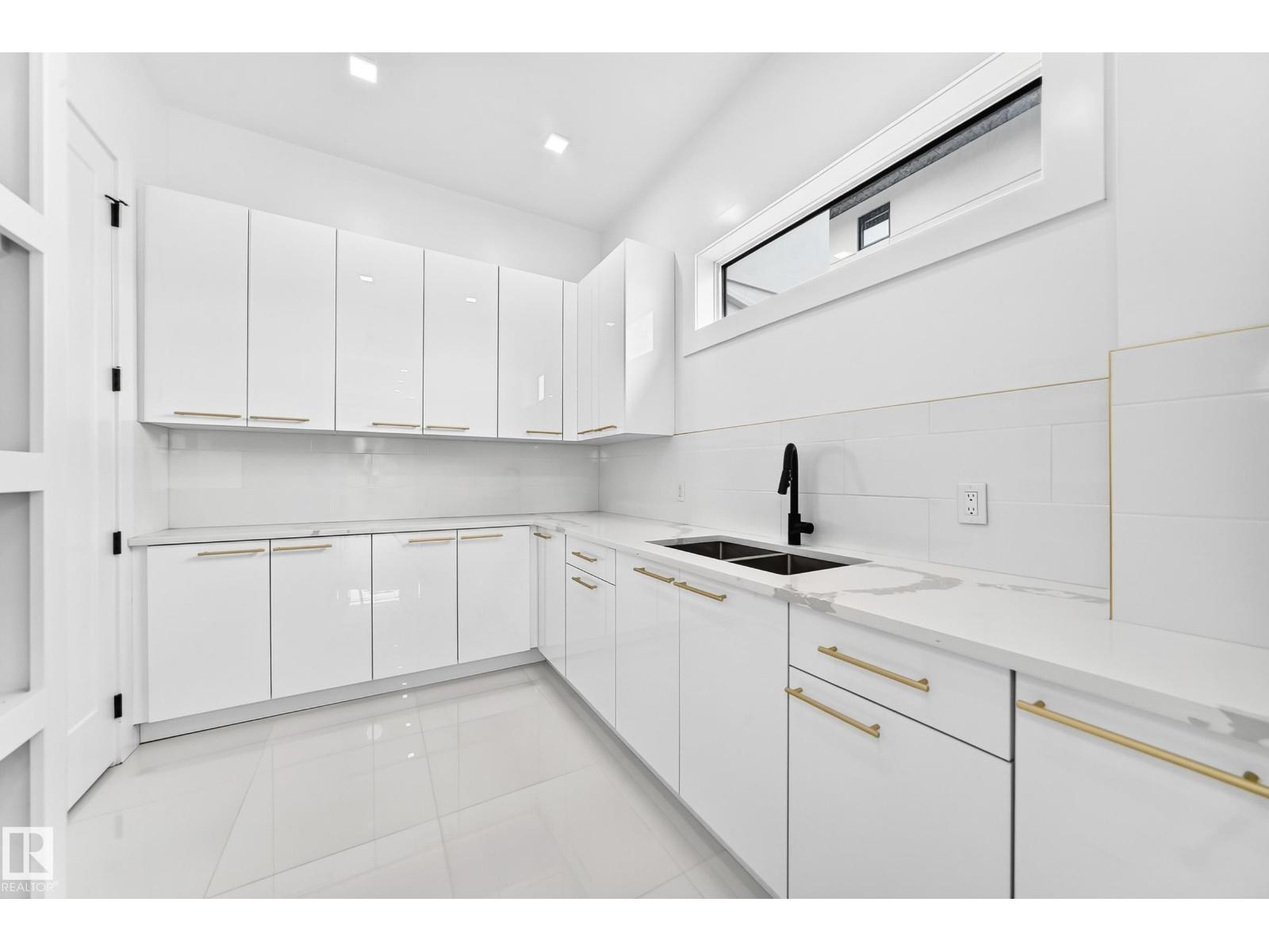 2747 WHEATON DR NW — photo 23
