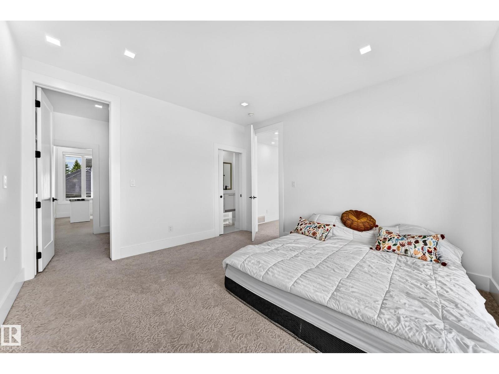 2747 WHEATON DR NW — photo 41