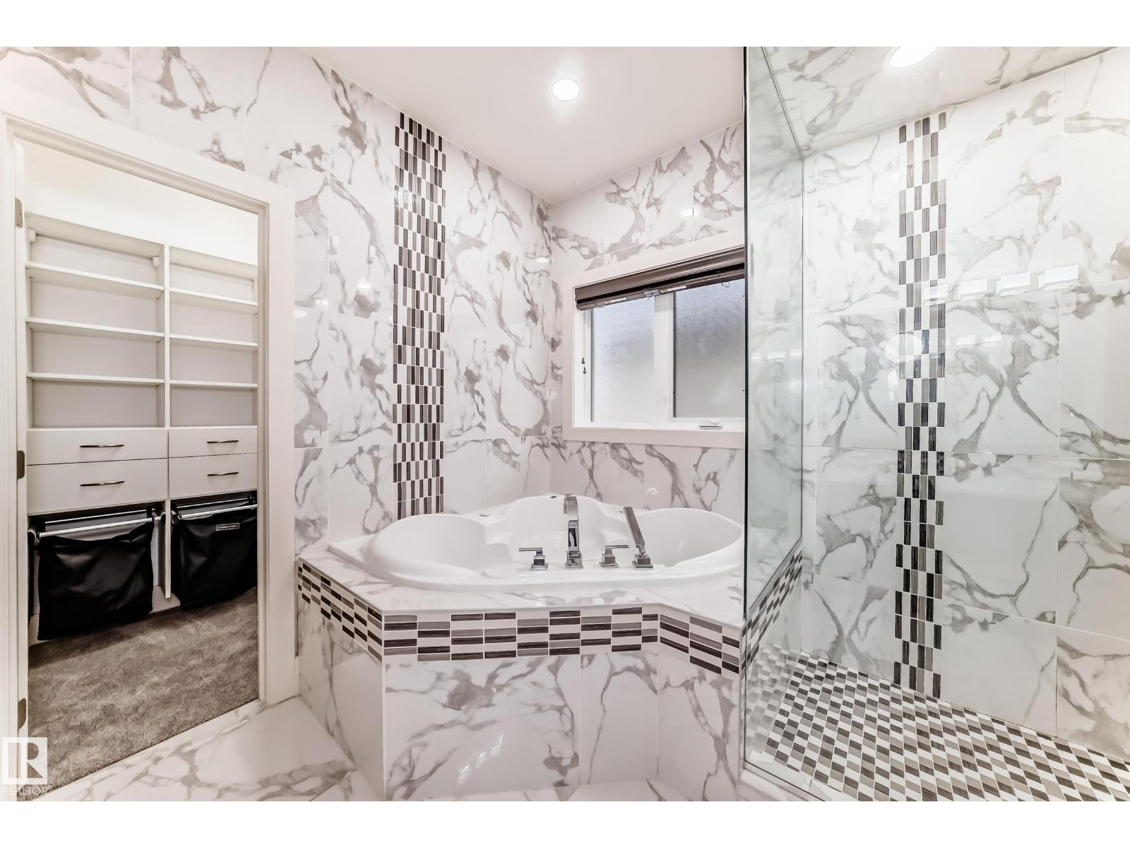 5511 MCLUHAN BLUFF BL NW - 35