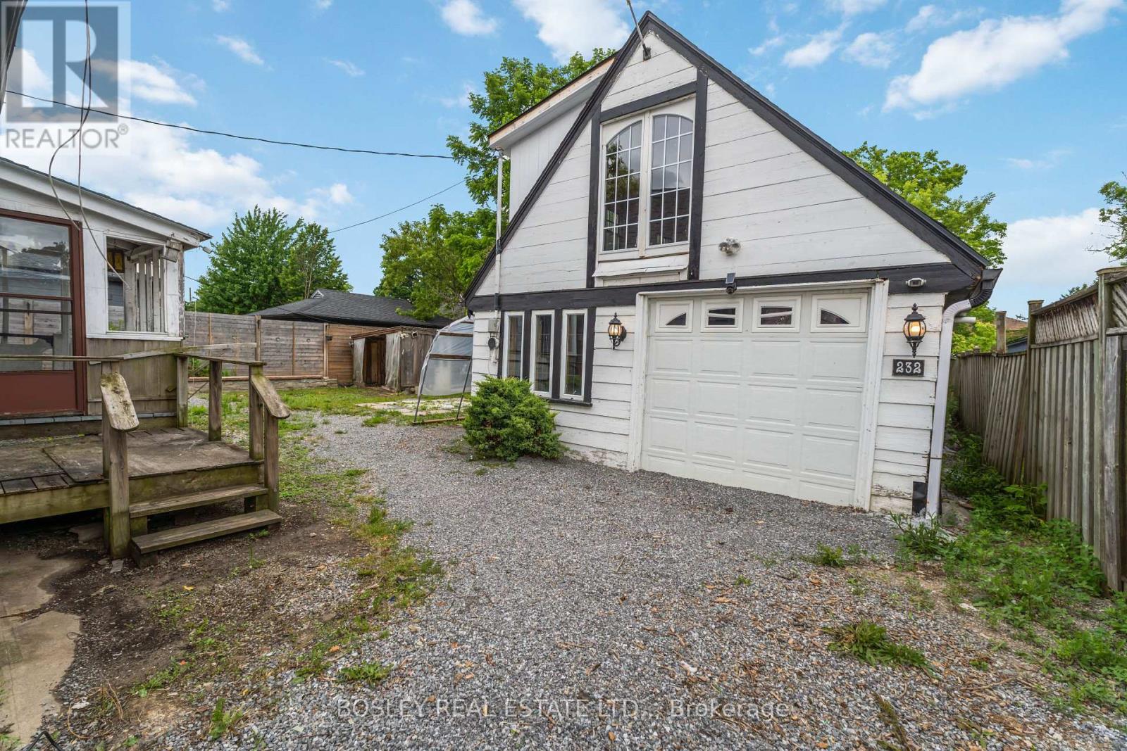 230 PELHAM ROAD - 14