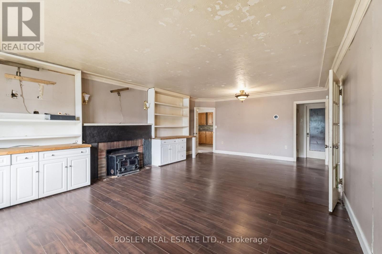 230 PELHAM ROAD - 3