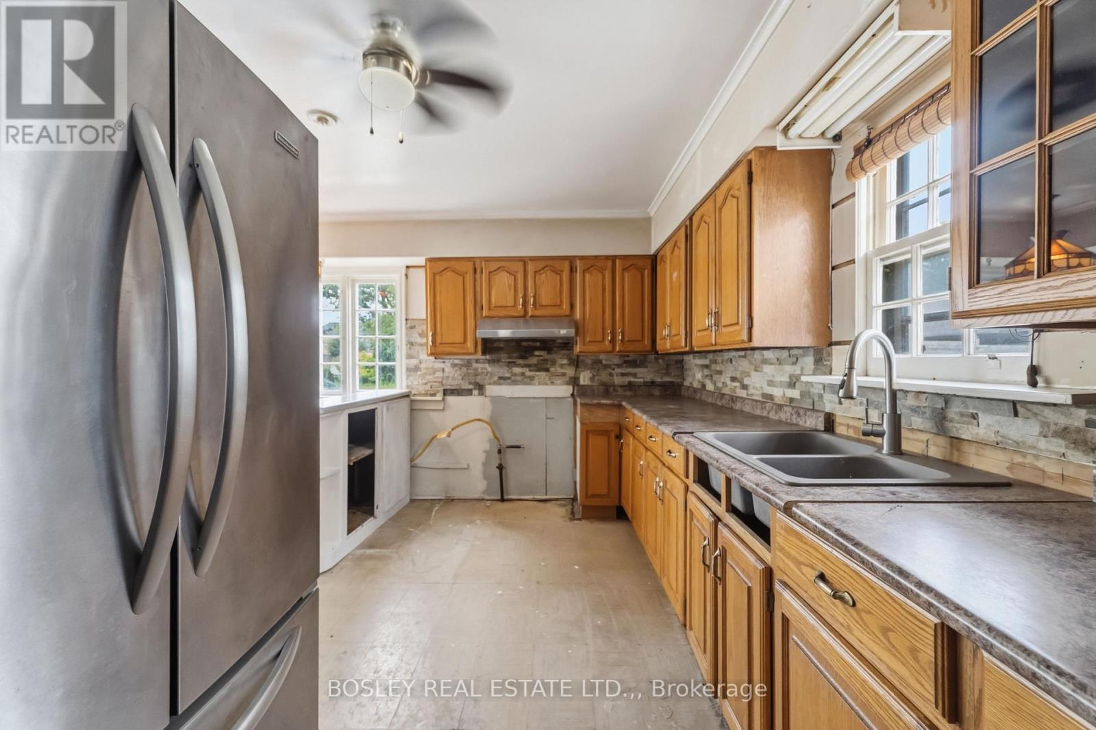 230 PELHAM ROAD - 4