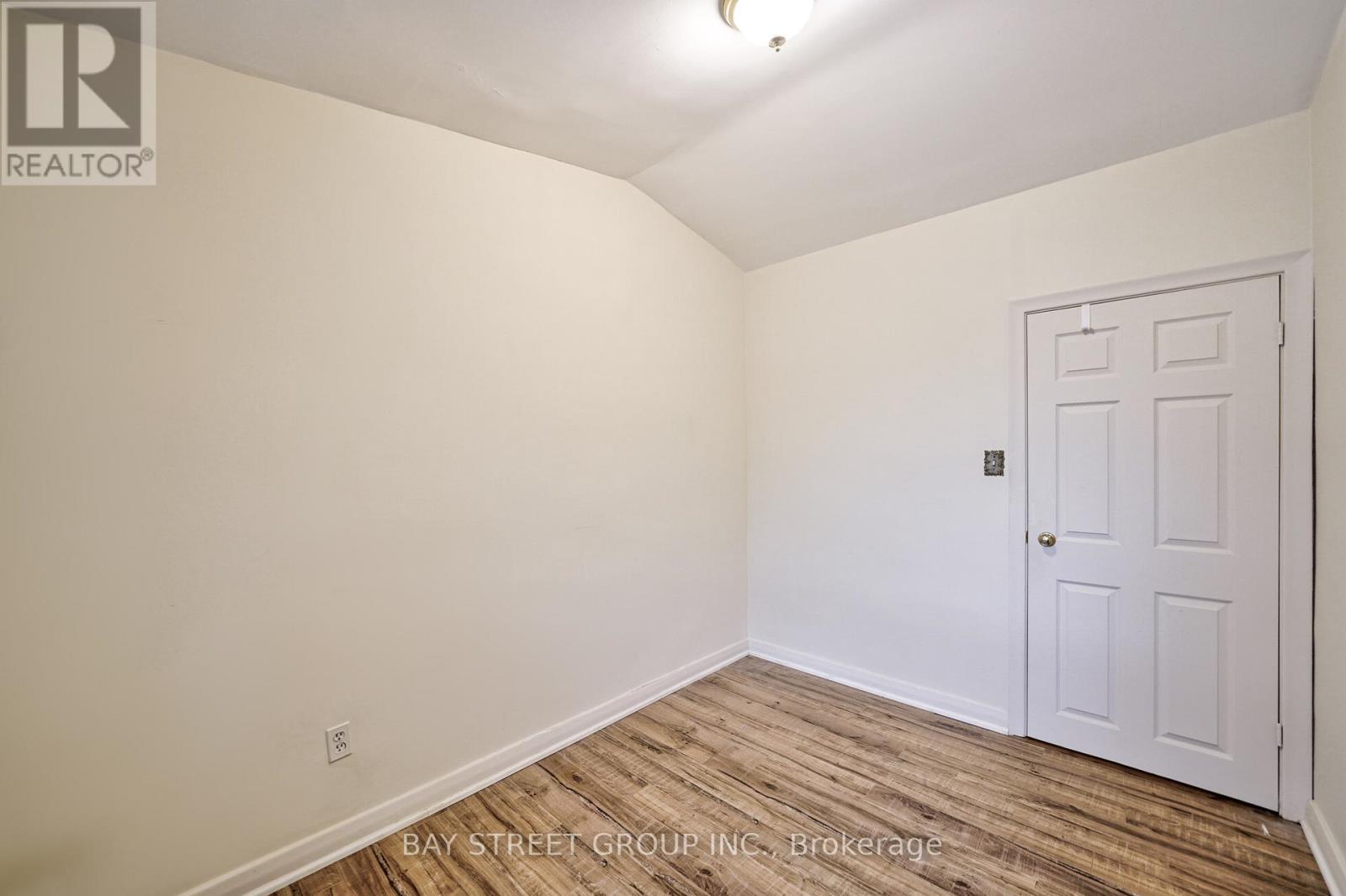 5 COTTONWOOD DRIVE - 14